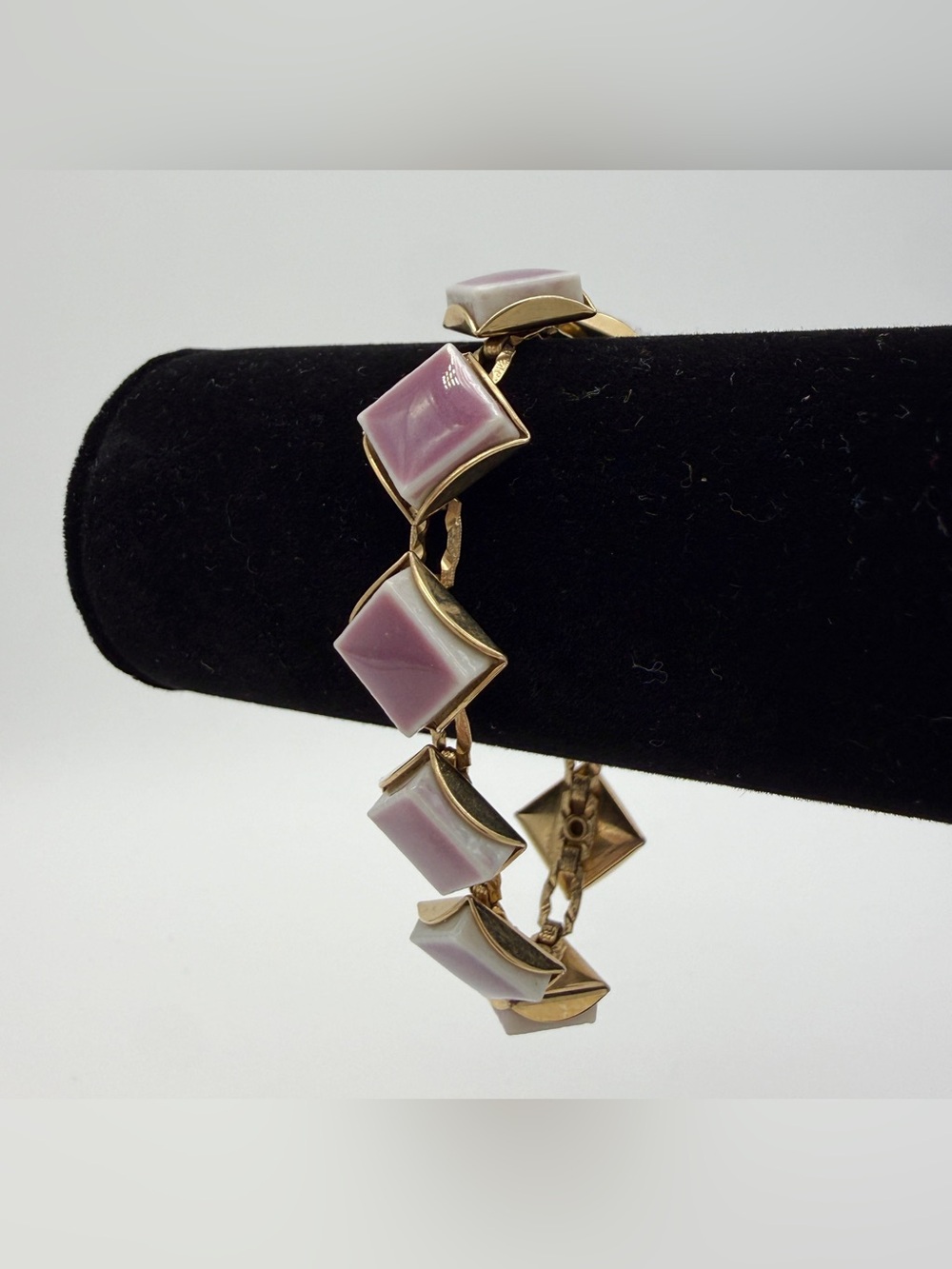 Vintage 1960s Purple Thermoset Gold-Tone Link Bracelet